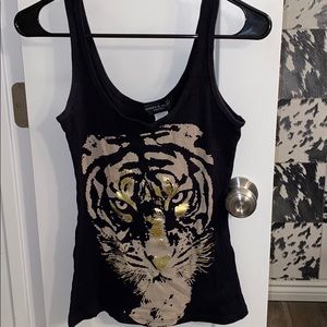 Women’s tank top